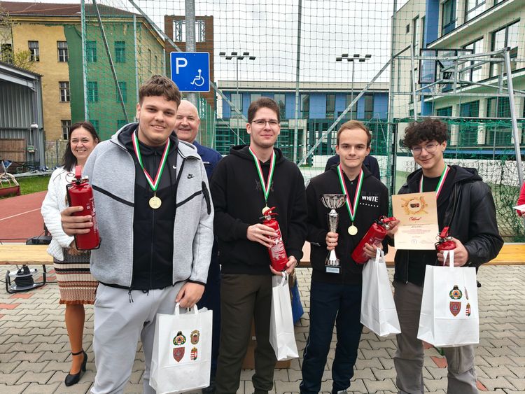 Érmeket hoztunk az Ifjúsági Katasztrófavédelmi Versenyről